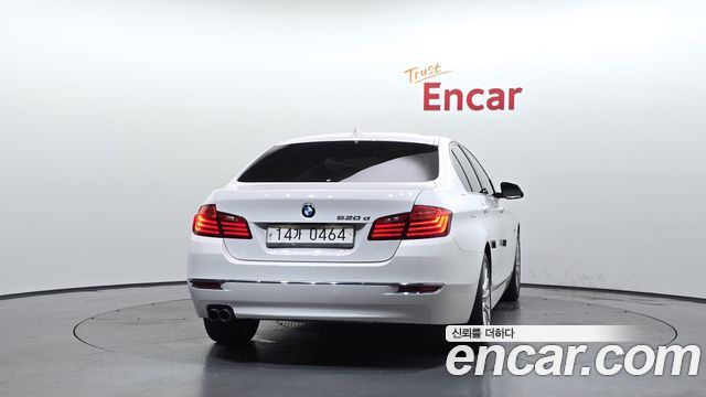 BMW 5 Series (F10) 520d Luxury Plus 2016 — фото 4