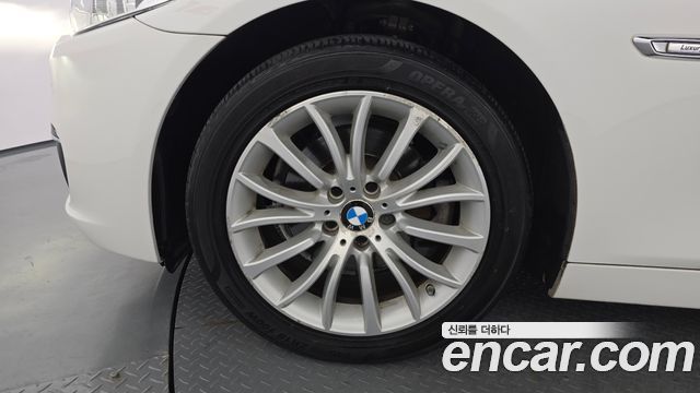 BMW 5 Series (F10) 520d Luxury Plus 2016 — фото 5