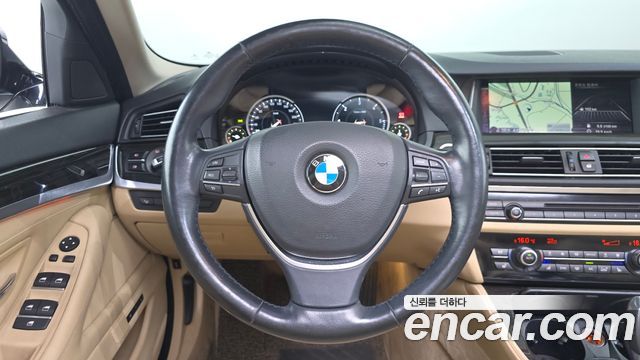 BMW 5 Series (F10) 520d Luxury Plus 2016 — фото 14