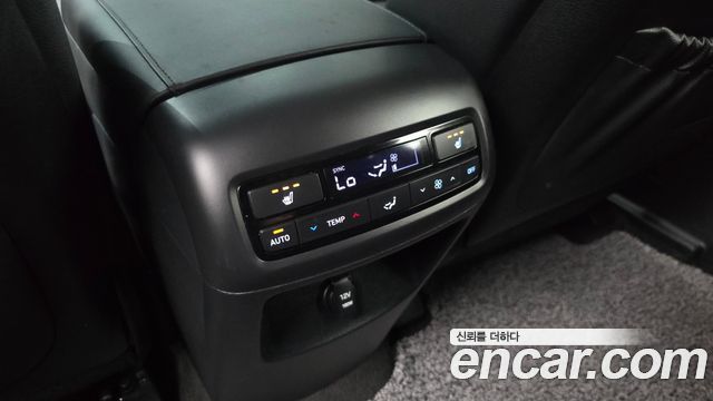Hyundai Palisade Diesel 2.2 2WD Prestige 2022 — фото 34