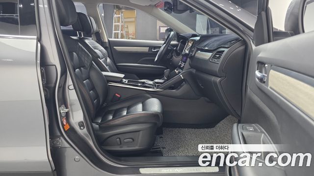 Renault Korea QM6 2.0 LPe Premiere 2WD 2022 — фото 11