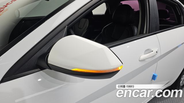 Hyundai Avante (CN7) 1.6 Smart 2021 — фото 29
