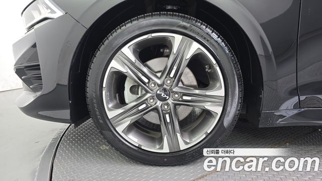 Kia K5 (III) 2.0 Signature 2023 — фото 5