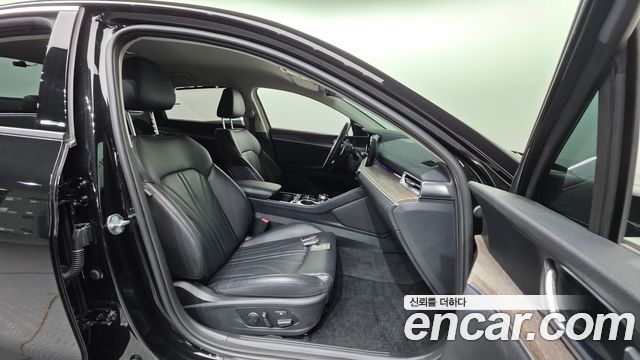 Kia K5 (III) 2.0 Signature 2023 — фото 10
