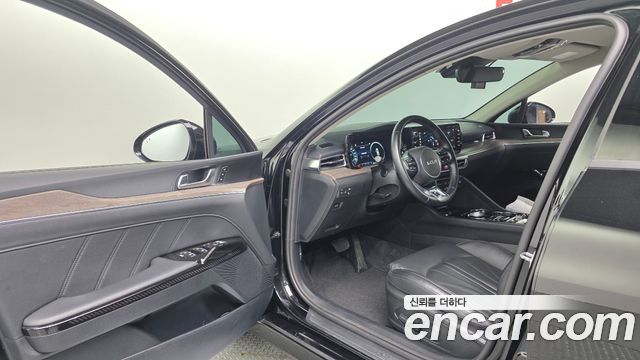 Kia K5 (III) 2.0 Signature 2023 — фото 16