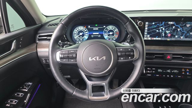 Kia K5 (III) 2.0 Signature 2023 — фото 18