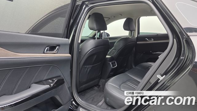 Kia K5 (III) 2.0 Signature 2023 — фото 21