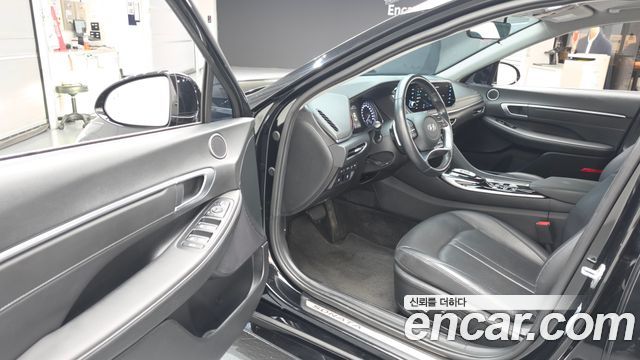 Hyundai Sonata (DN8) 2.0 Premium Plus 2022 — фото 10