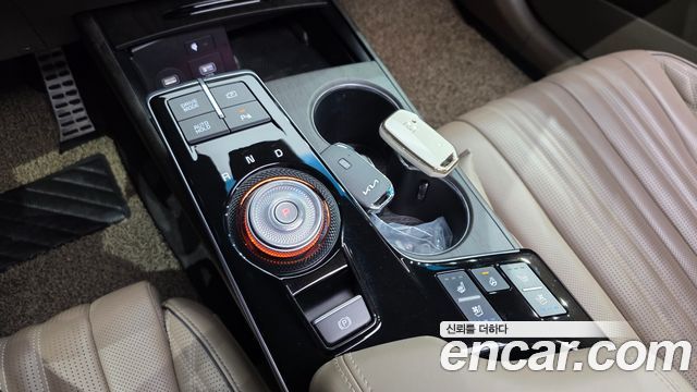 Kia K8 Hybrid Signature 2022 — фото 9
