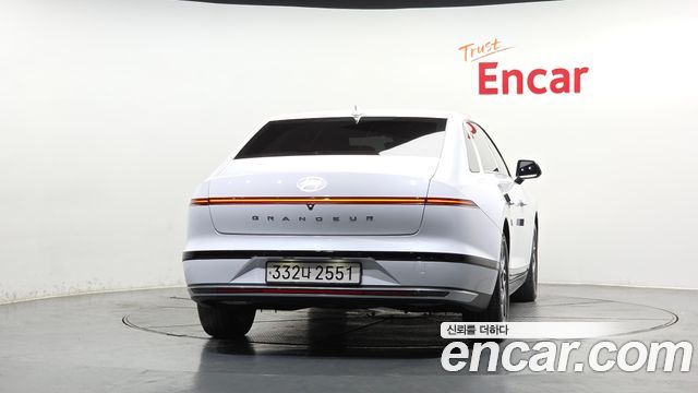 Hyundai Grandeur (GN7) 3.5 LPG 2WD Premium 2024 — фото 4