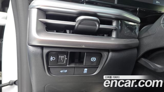 Hyundai Grandeur (GN7) 3.5 LPG 2WD Premium 2024 — фото 18