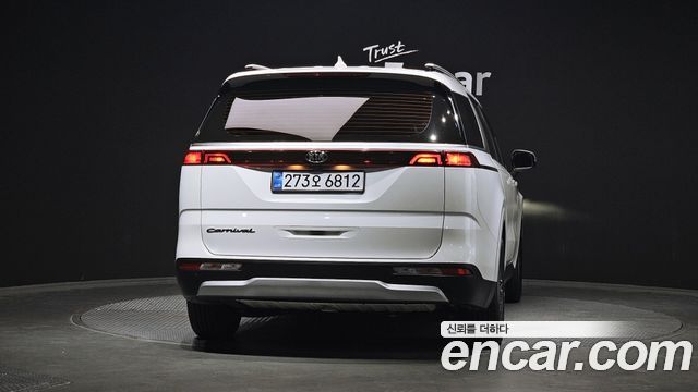 Kia Carnival (IV) Diesel 9-Seater Prestige 2021 — фото 4