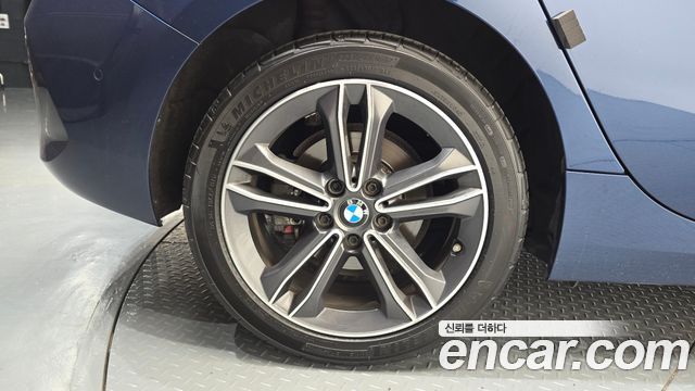 BMW 1 Series (F40) 118d Sport 2021 — фото 5