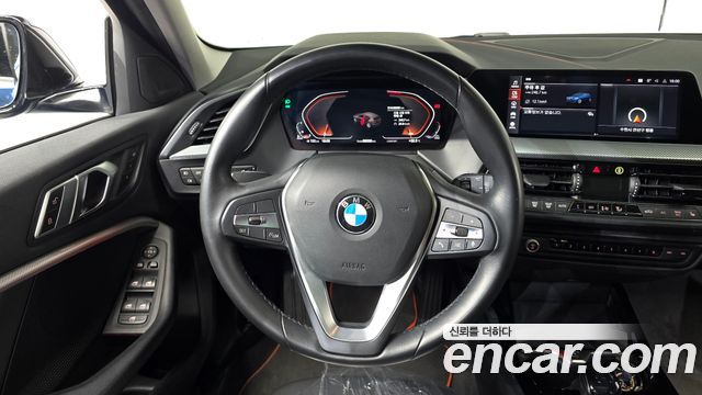BMW 1 Series (F40) 118d Sport 2021 — фото 13