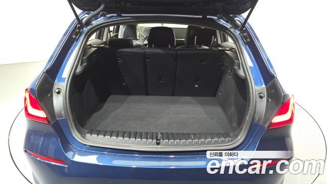 BMW 1 Series (F40) 118d Sport 2021 — фото 18