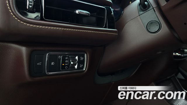 Lincoln Aviator (II) 3.0 Black Label AWD 2021 — фото 18