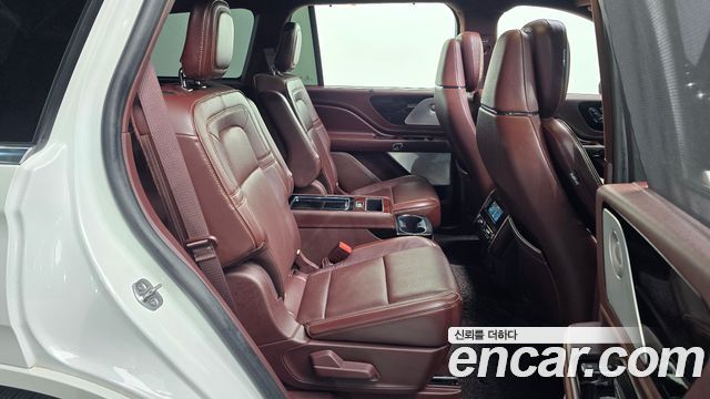 Lincoln Aviator (II) 3.0 Black Label AWD 2021 — фото 32