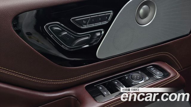 Lincoln Aviator (II) 3.0 Black Label AWD 2021 — фото 35