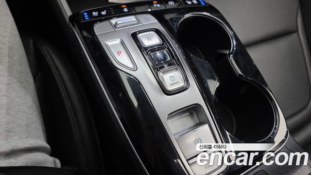 Hyundai Tucson (NX4) Gasoline 1.6 Turbo 2WD Premium 2023 — фото 9