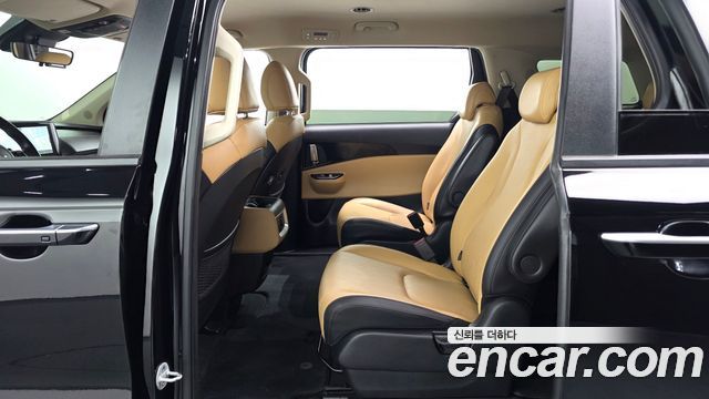 Kia Carnival (IV) Diesel 9-Seater Prestige 2023 — фото 15
