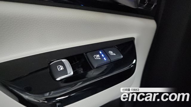 Kia Carnival (IV) Diesel 9-Seater Signature 2023 — фото 8