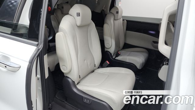 Kia Carnival (IV) Diesel 9-Seater Signature 2023 — фото 12