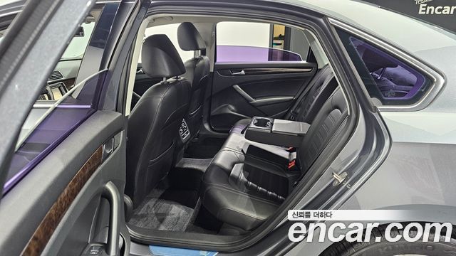 Volkswagen Passat 1.8 TSI B7 2015 — фото 11