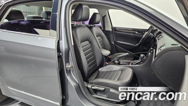 Volkswagen Passat 1.8 TSI B7 2015 — фото 12