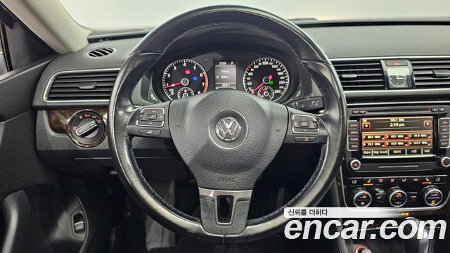 Volkswagen Passat 1.8 TSI B7 2015 — фото 13