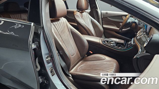 Mercedes-Benz CLS-Class (C257) CLS300d AMG Line 2020 — фото 12