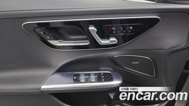 Mercedes-Benz C-Class (W206) C300 AMG Line 2022 — фото 19