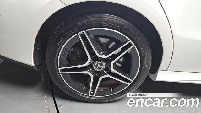 Mercedes-Benz CLA-Class (C118) CLA250 4MATIC 2020 — фото 5