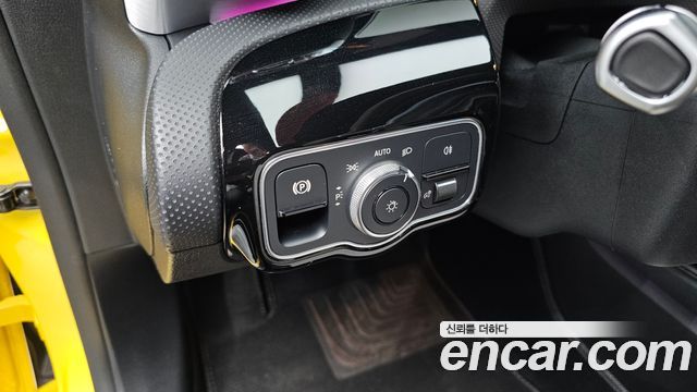 Mercedes-Benz CLA-Class (C118) CLA250 4MATIC 2020 — фото 17