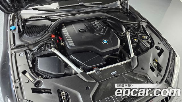 BMW 5 Series (G30) 520i Luxury 2023 — фото 6