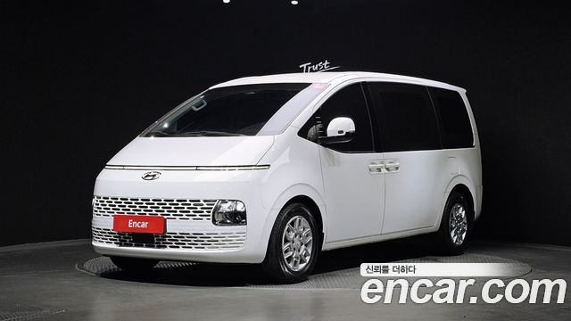 Hyundai Staria Cargo 3-Seater Modern 2022 — фото 1