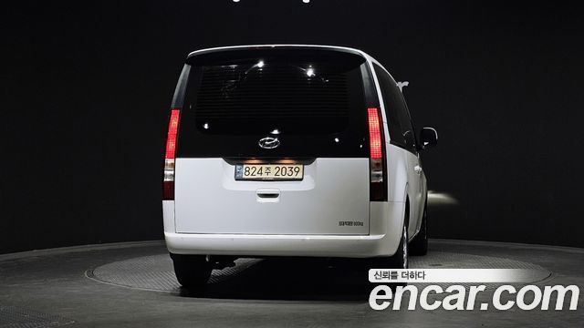 Hyundai Staria Cargo 3-Seater Modern 2022 — фото 4