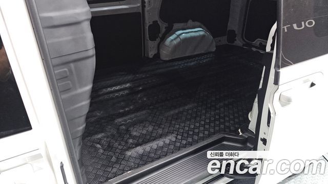 Hyundai Staria Cargo 3-Seater Modern 2022 — фото 12