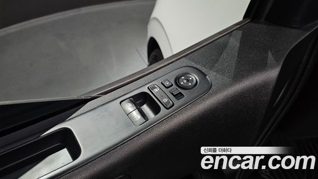 Hyundai Staria Cargo 3-Seater Modern 2022 — фото 29