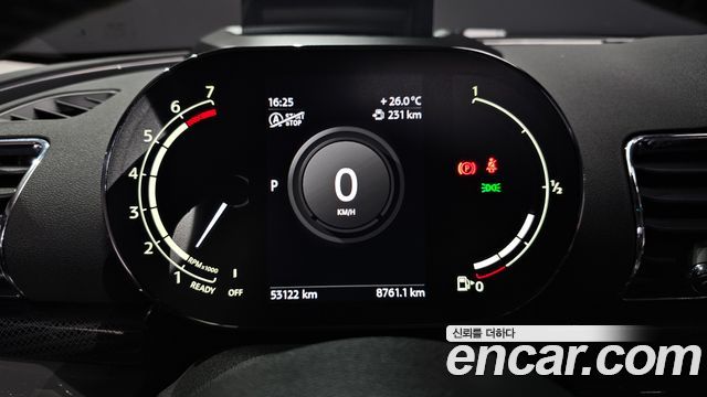 MINI Cooper S Clubman Standard 2nd 2021 — фото 8