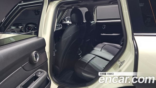 MINI Cooper S Clubman Standard 2nd 2021 — фото 12