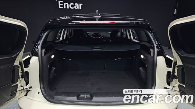 MINI Cooper S Clubman Standard 2nd 2021 — фото 20