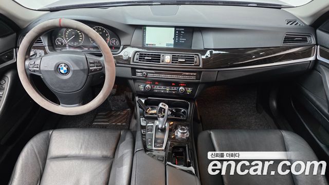 BMW 5 Series (F10) 528i 2012 — фото 7