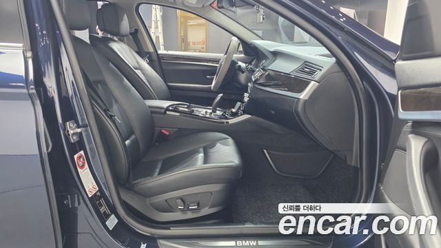 BMW 5 Series (F10) 528i 2012 — фото 11