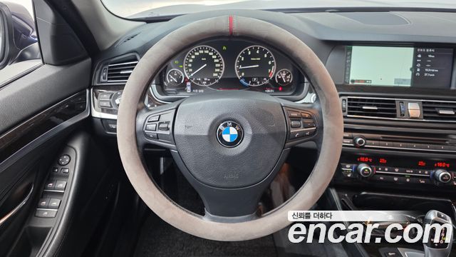 BMW 5 Series (F10) 528i 2012 — фото 13