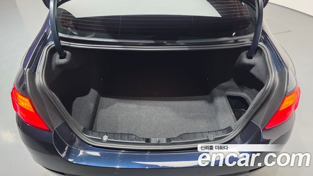 BMW 5 Series (F10) 528i 2012 — фото 20