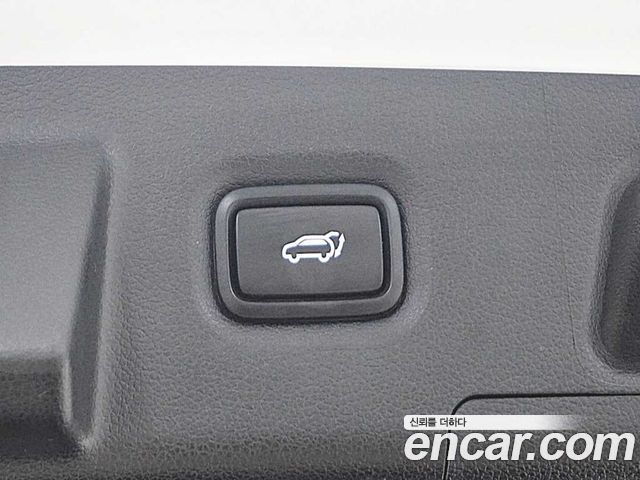 Hyundai Santa Fe Diesel 2.2 2WD Prestige 2021 — фото 6