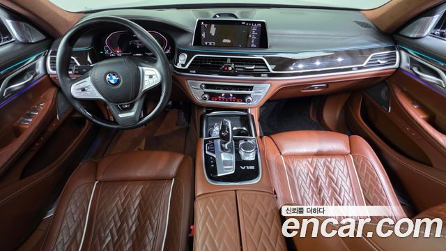 BMW 7 Series (G11) M760Li xDrive V12 Excellence 2020 — фото 7