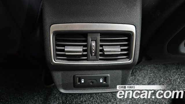 Renault Korea QM6 2.0 LPe Premiere 2WD 2021 — фото 17