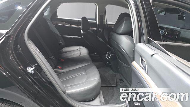 Kia K5 (III) 2.0 Noblesse 2023 — фото 12