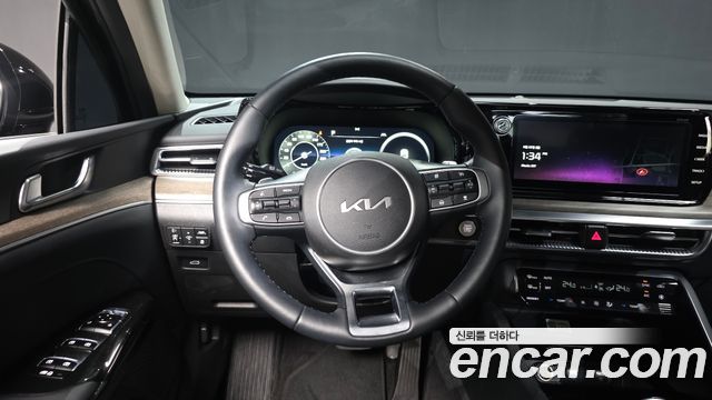 Kia K5 (III) 2.0 Noblesse 2023 — фото 13
